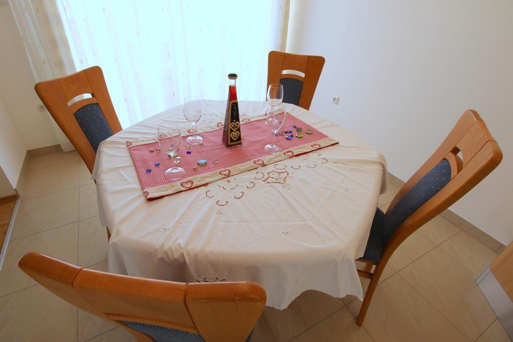 באניולה Apartment Luzia מראה חיצוני תמונה
