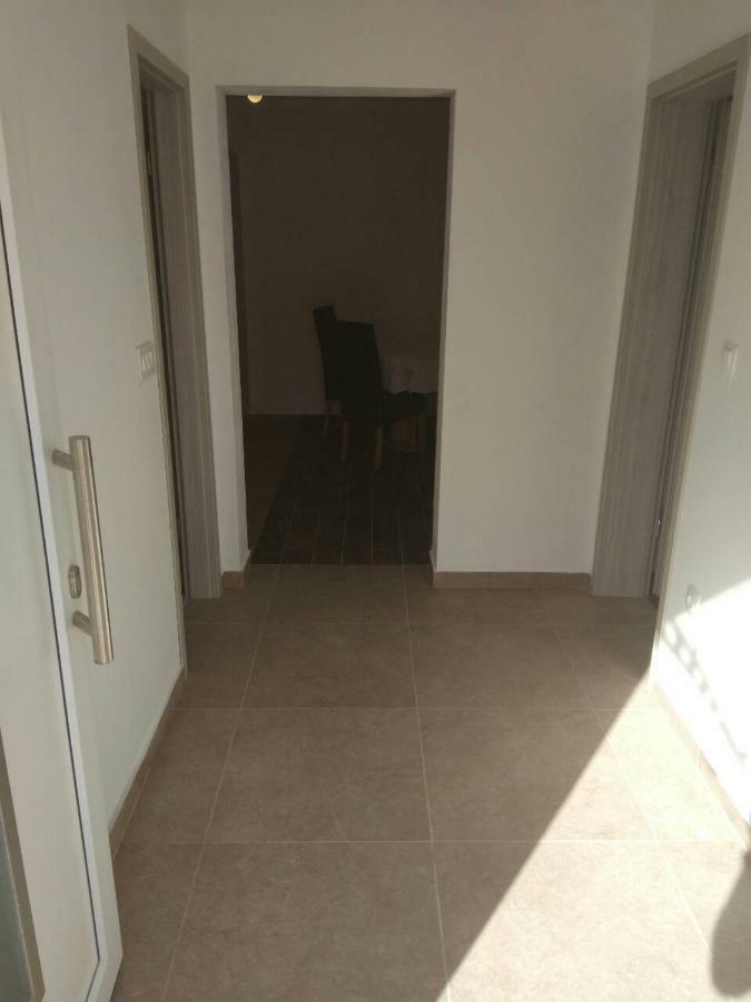 באניולה Apartment Luzia מראה חיצוני תמונה