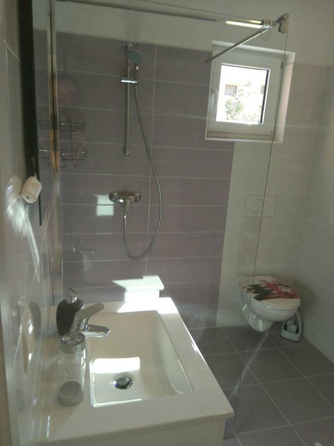 באניולה Apartment Luzia מראה חיצוני תמונה
